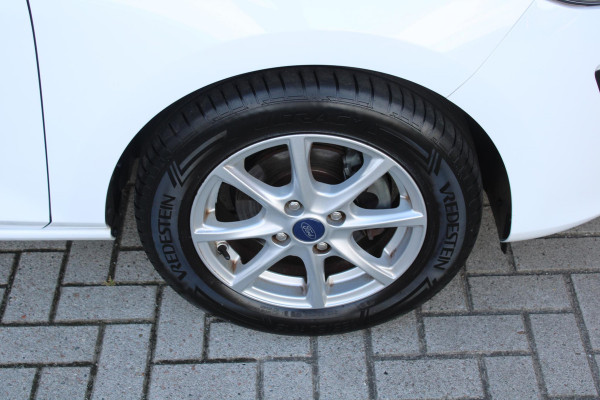 Ford Fiesta 1.0 EcoBoost Titanium | Automaat | Climate control | Scherm | Keyless entry | Elektrisch inkapbare spiegels | Cruise control
