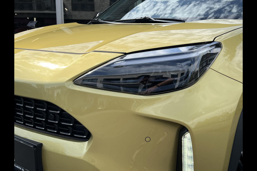 Toyota Yaris Cross 1.5 Hybrid Executive | Eerste eigenaar, Trekhaak, 18 inch, Dodehoekherkenning, Parkeersensoren, Stoelverwarming
