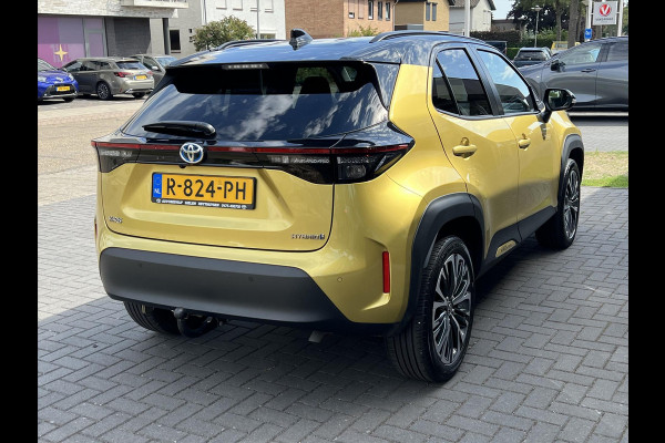 Toyota Yaris Cross 1.5 Hybrid Executive | Eerste eigenaar, Trekhaak, 18 inch, Dodehoekherkenning, Parkeersensoren, Stoelverwarming