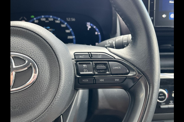 Toyota Yaris Cross 1.5 Hybrid Executive | Eerste eigenaar, Trekhaak, 18 inch, Dodehoekherkenning, Parkeersensoren, Stoelverwarming