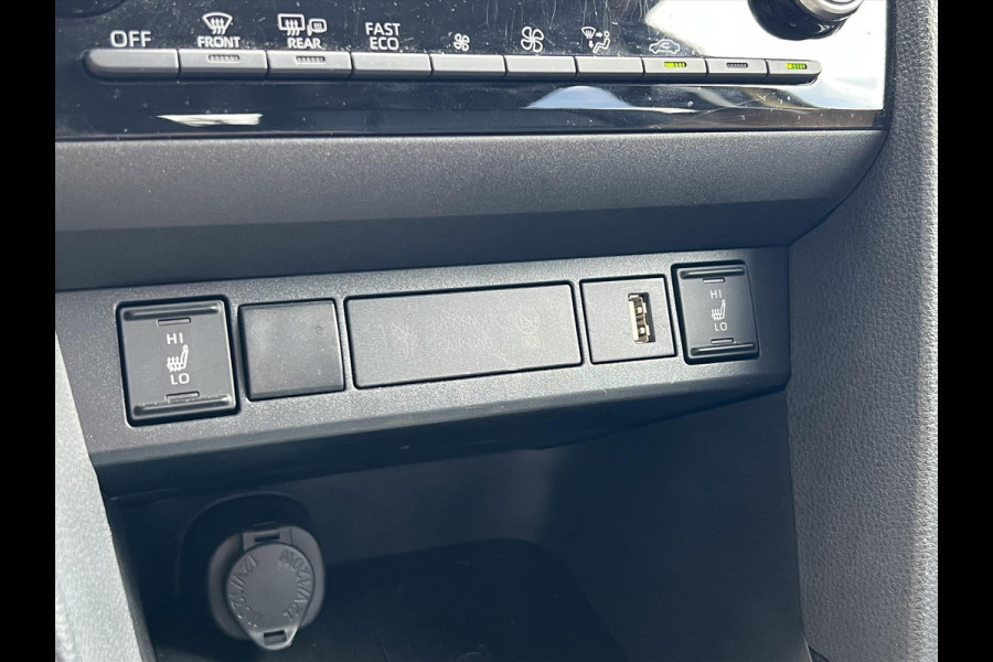 Toyota Yaris Cross 1.5 Hybrid Executive | Eerste eigenaar, Trekhaak, 18 inch, Dodehoekherkenning, Parkeersensoren, Stoelverwarming