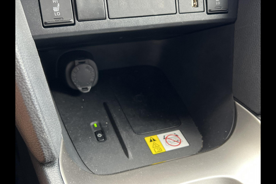 Toyota Yaris Cross 1.5 Hybrid Executive | Eerste eigenaar, Trekhaak, 18 inch, Dodehoekherkenning, Parkeersensoren, Stoelverwarming