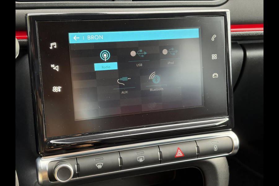 Citroën C3 1.2 PureTech Shine ✓2e Eigenaar✓Camera✓Carplay✓Navi✓Trekhaak✓Pdc✓Clima✓Cruise✓17''Lm velgen✓Rijstrooksensor✓N.A.P✓Apk tot 04-2027