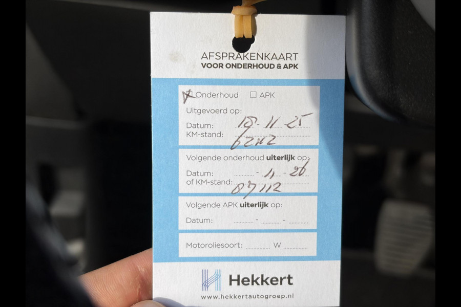 Citroën C3 1.2 PureTech Shine ✓2e Eigenaar✓Camera✓Carplay✓Navi✓Trekhaak✓Pdc✓Clima✓Cruise✓17''Lm velgen✓Rijstrooksensor✓N.A.P✓Apk tot 04-2027