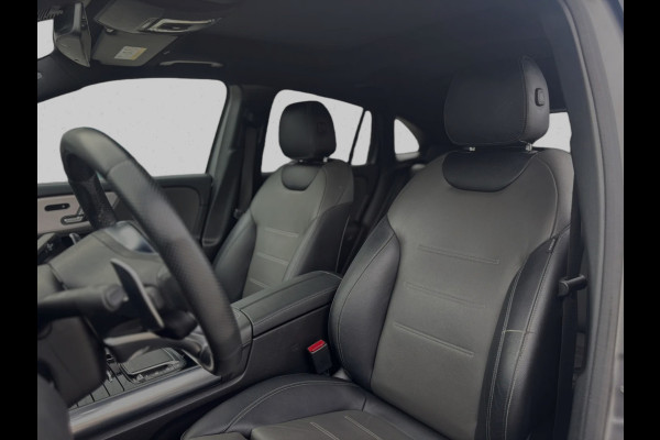 Mercedes-Benz GLA AMG 35 4MATIC (1e Eig, Dealer OndH, Panorama, SfeerV, Burmester, Head-up, Etc)