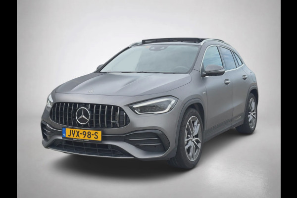 Mercedes-Benz GLA AMG 35 4MATIC (1e Eig, Dealer OndH, Panorama, SfeerV, Burmester, Head-up, Etc)