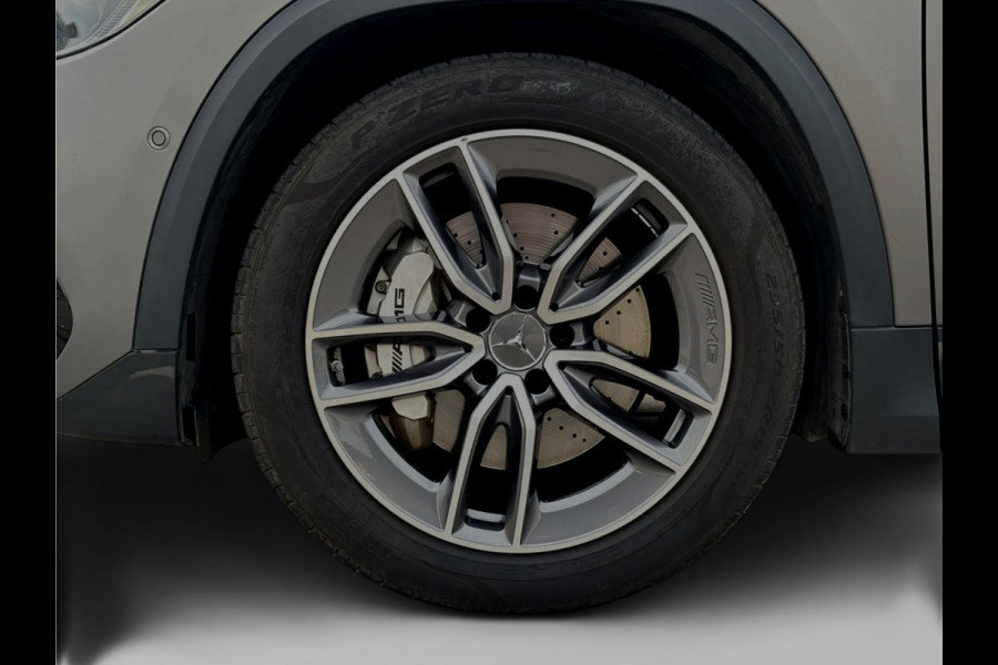 Mercedes-Benz GLA AMG 35 4MATIC (1e Eig, Dealer OndH, Panorama, SfeerV, Burmester, Head-up, Etc)