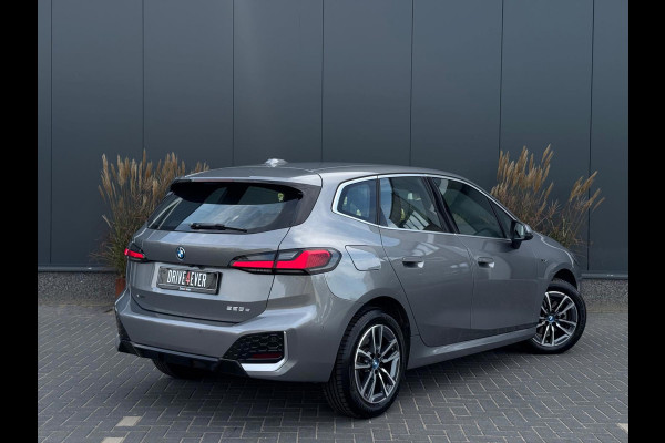 BMW 2 Serie Active Tourer 225e xDrive M PACK M24 LEDER|NAVI|LED|CR CONTROL|CAMERA