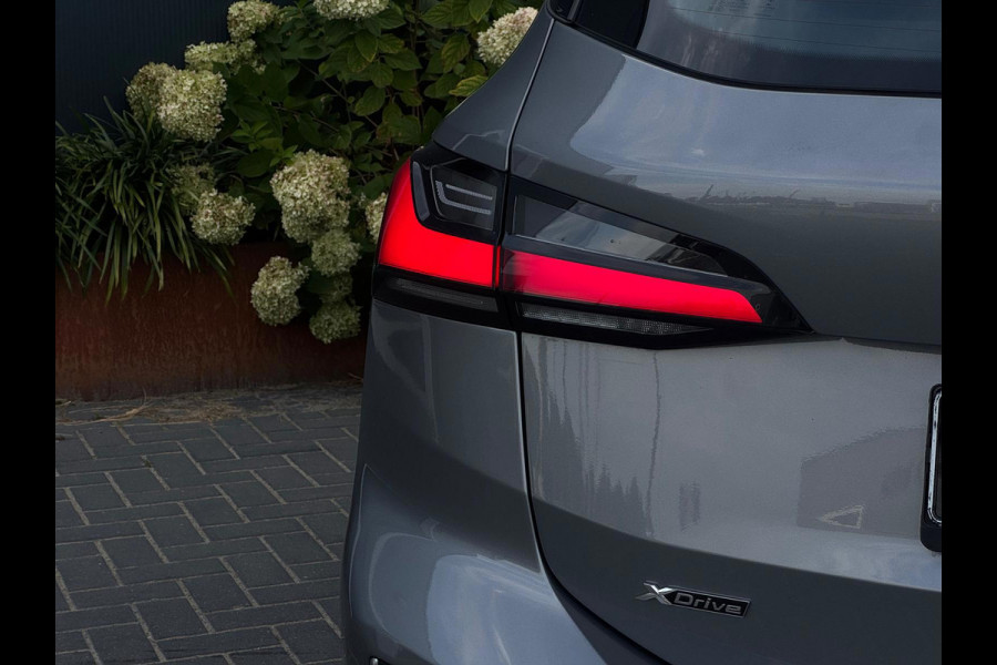 BMW 2 Serie Active Tourer 225e xDrive M PACK M24 LEDER|NAVI|LED|CR CONTROL|CAMERA