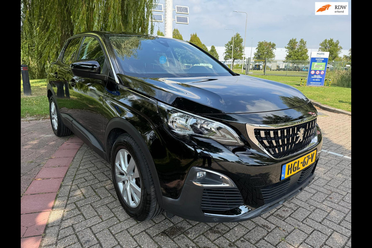 Peugeot 3008 1.2 PureTech Blue Lease Executive
