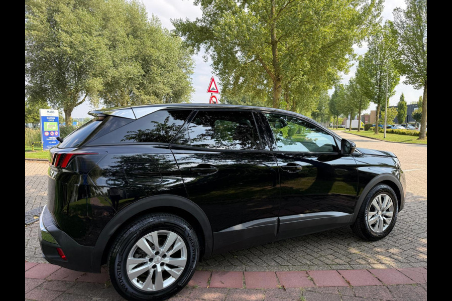 Peugeot 3008 1.2 PureTech Blue Lease Executive
