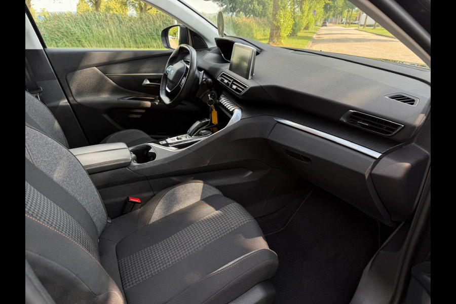 Peugeot 3008 1.2 PureTech Blue Lease Executive