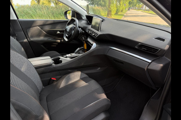 Peugeot 3008 1.2 PureTech Blue Lease Executive
