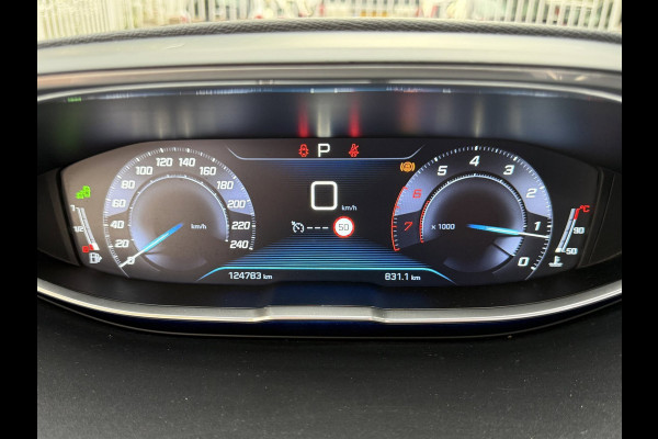 Peugeot 3008 1.2 PureTech Allure | Automaat | Pano | CarPlay