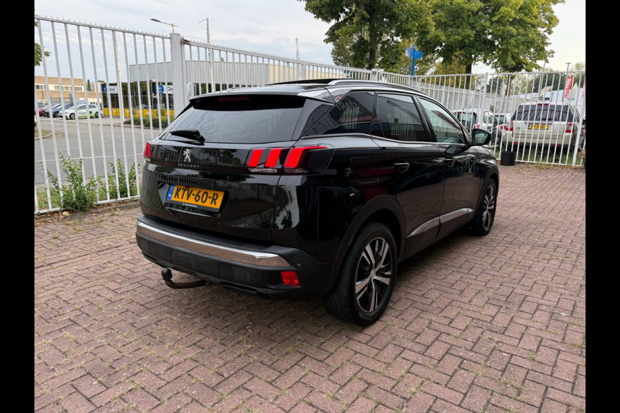 Peugeot 3008 1.2 PureTech Allure | Automaat | Pano | CarPlay