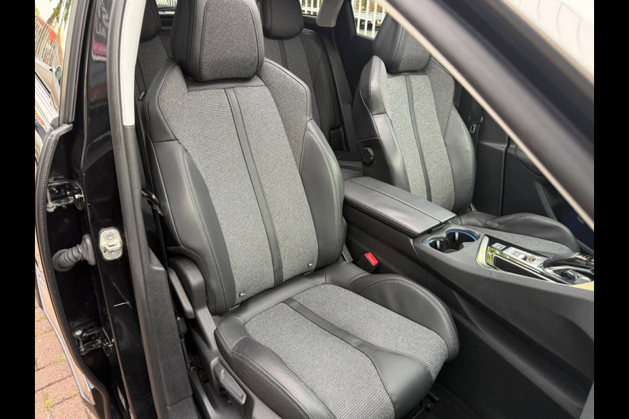 Peugeot 3008 1.2 PureTech Allure | Automaat | Pano | CarPlay