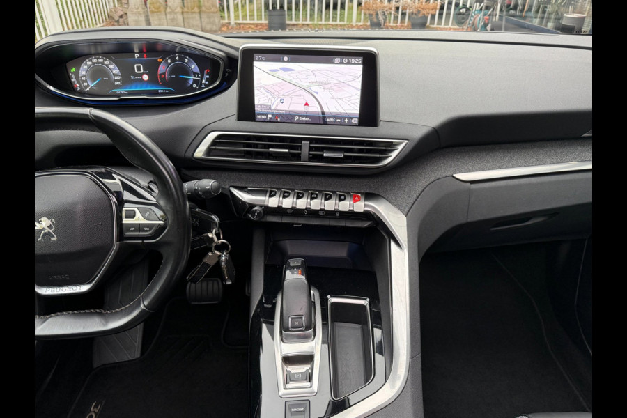 Peugeot 3008 1.2 PureTech Allure | Automaat | Pano | CarPlay