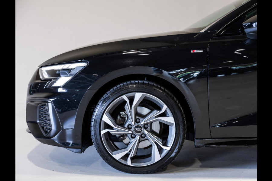 Audi A3 Limousine 35 TFSI S-Line edition / 150pk / NAP / Matrix LED / Stoelverwarming / Adaptieve cruise control /