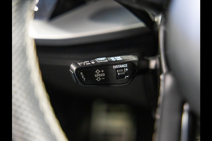 Audi A3 Limousine 35 TFSI S-Line edition / 150pk / NAP / Matrix LED / Stoelverwarming / Adaptieve cruise control /
