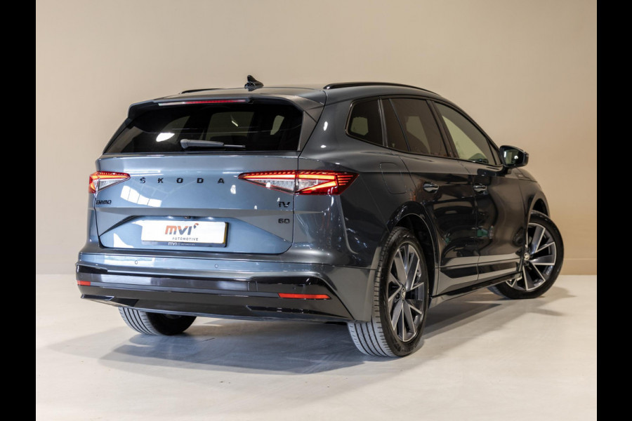Škoda ENYAQ iV 60 Founders Edition Black Sportline SoH 92% / 179pk / Panorama dak / Achteruitrij camera / Memory stoelen /