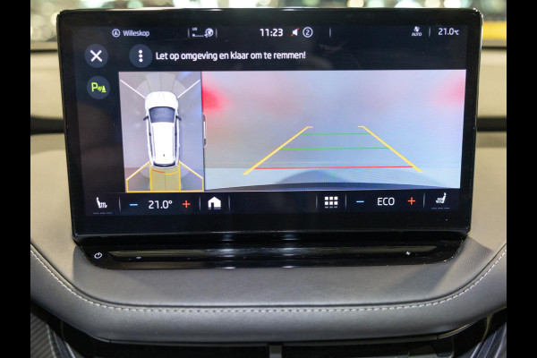 Škoda ENYAQ iV 60 Founders Edition Black Sportline SoH 92% / 179pk / Panorama dak / Achteruitrij camera / Memory stoelen /