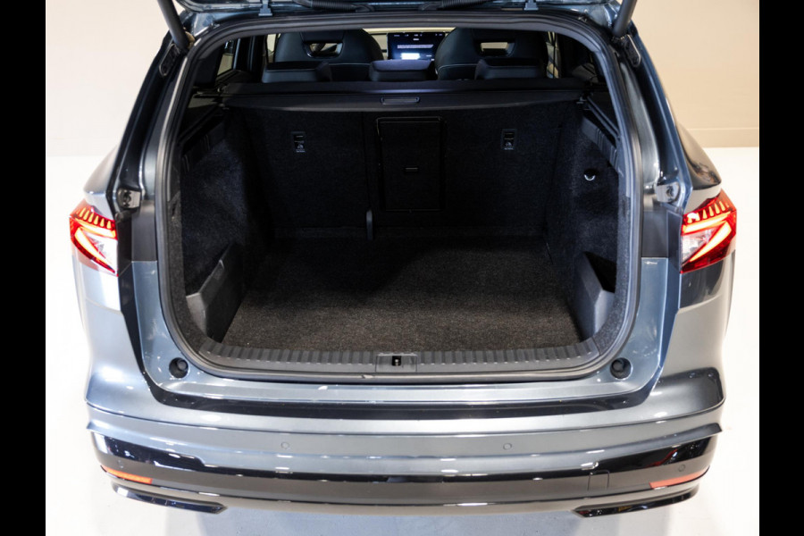 Škoda ENYAQ iV 60 Founders Edition Black Sportline SoH 92% / 179pk / Panorama dak / Achteruitrij camera / Memory stoelen /