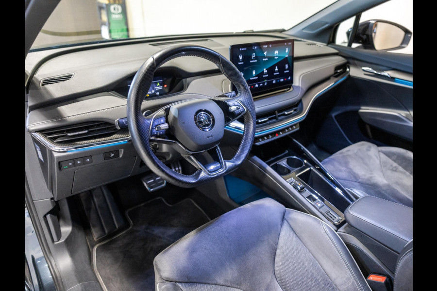 Škoda ENYAQ iV 60 Founders Edition Black Sportline SoH 92% / 179pk / Panorama dak / Achteruitrij camera / Memory stoelen /