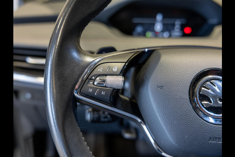 Škoda ENYAQ iV 80 SOH 94% / 204pk / Trekhaak / Dodehoek herkenning / Leder /