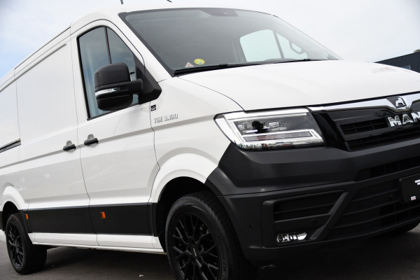 MAN TGE 3.180 35 2.0 L3H2 PB Edition Full Options! Adaptieve Cruise, Camera, Carplay, LED, 177pk, Automaat, Stoelverwarming, Multimedia, Geveerde stoel, Uniek!