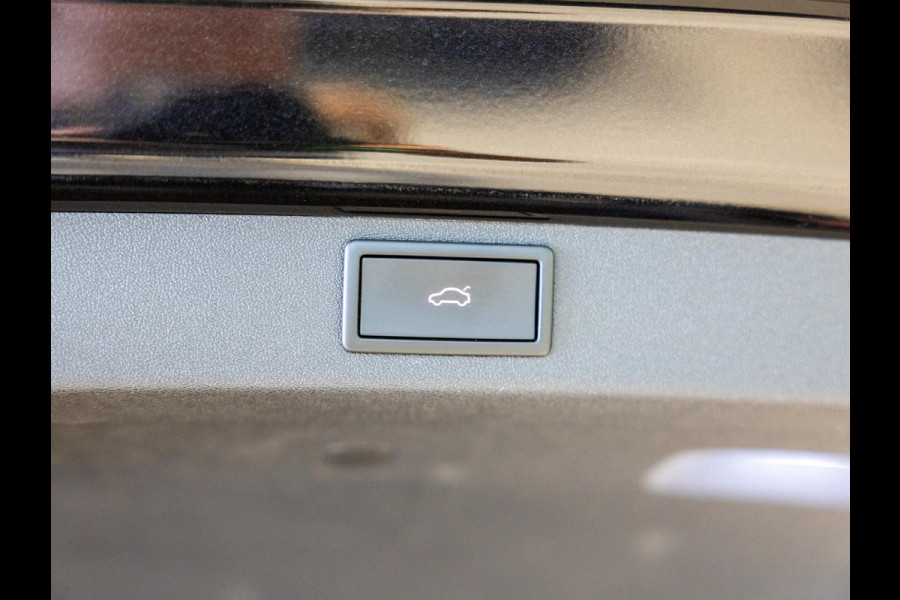 Škoda ENYAQ iV 80 SoH 91% / 204pk / Trekhaak / Panorama dak / Head-up display /