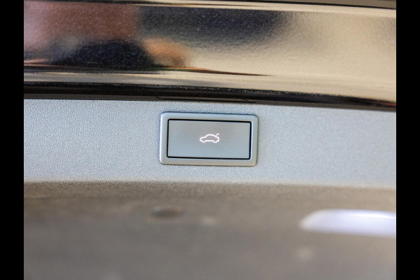 Škoda ENYAQ iV 80 SoH 91% / 204pk / Trekhaak / Panorama dak / Head-up display /