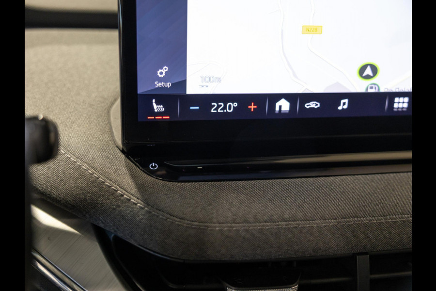 Škoda ENYAQ iV 80 SoH 91% / 204pk / Trekhaak / Panorama dak / Head-up display /