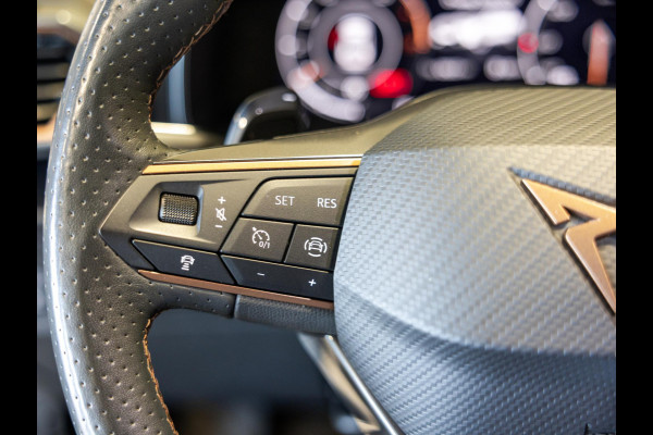 CUPRA Formentor 1.5 TSI Business Edition Plus / 150pk / Achteruitrij camera / Sfeerverlichting / Adaptieve cruise control /
