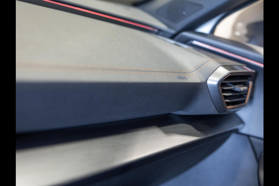 CUPRA Formentor 1.5 TSI Business Edition Plus / 150pk / Achteruitrij camera / Sfeerverlichting / Adaptieve cruise control /