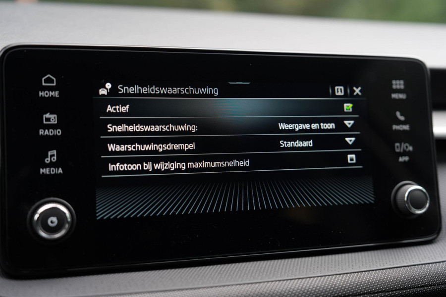 Škoda Fabia 1.0 TSI Business Edition | Automaat | Carplay | Camera
