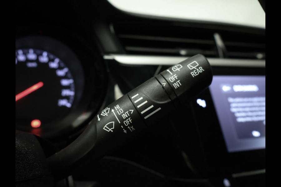 Opel Corsa 1.2 Edition Sport (APPLE CARPLAY,NAVI,CAMERA,360 VIEW,CRUISE,GETINT,LED,SPORTSTOELEN,LM VELGEN,NETTE STAAT)