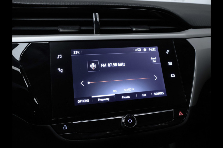 Opel Corsa 1.2 Edition Sport (APPLE CARPLAY,NAVI,CAMERA,360 VIEW,CRUISE,GETINT,LED,SPORTSTOELEN,LM VELGEN,NETTE STAAT)
