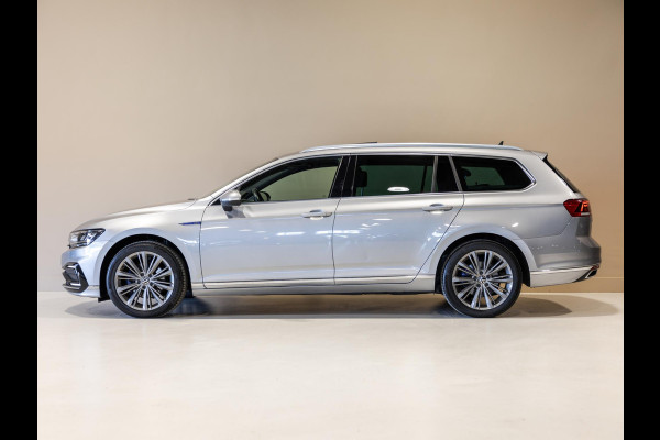 Volkswagen Passat Variant 1.4 TSI PHEV GTE Business / 218pk / Panorama dak / Head-up display / Achteruitrij camera /