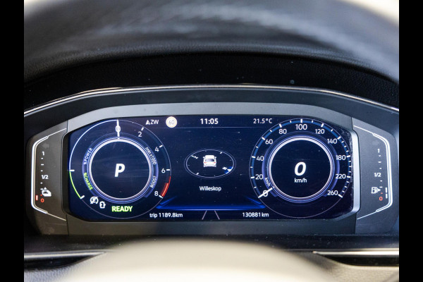 Volkswagen Passat Variant 1.4 TSI PHEV GTE Business / 218pk / Panorama dak / Head-up display / Achteruitrij camera /