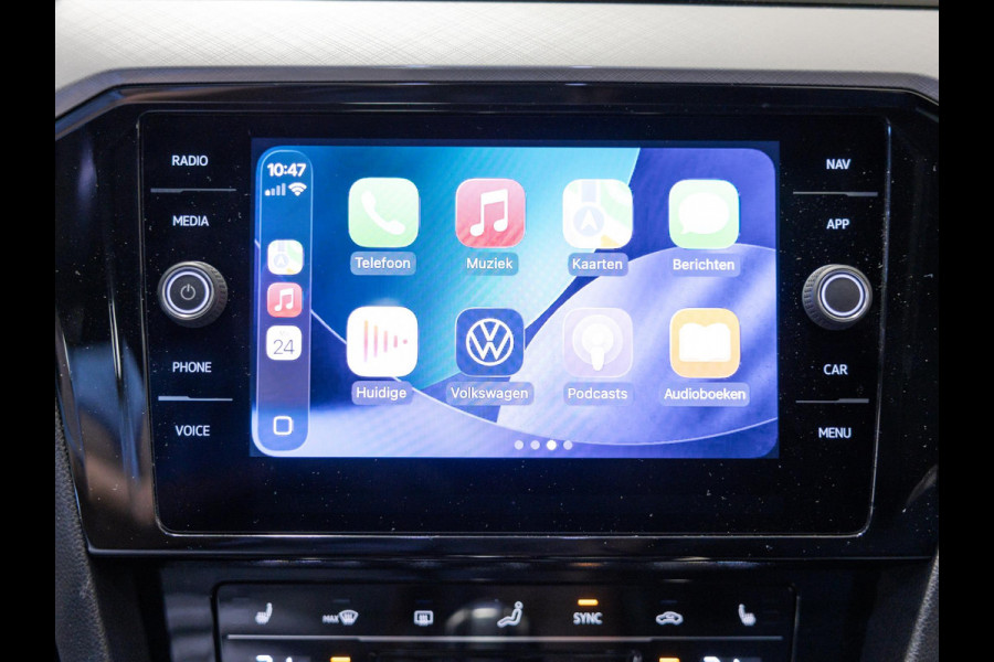 Volkswagen Passat Variant 1.4 TSI PHEV GTE Business / 218pk / Panorama dak / Head-up display / Achteruitrij camera /