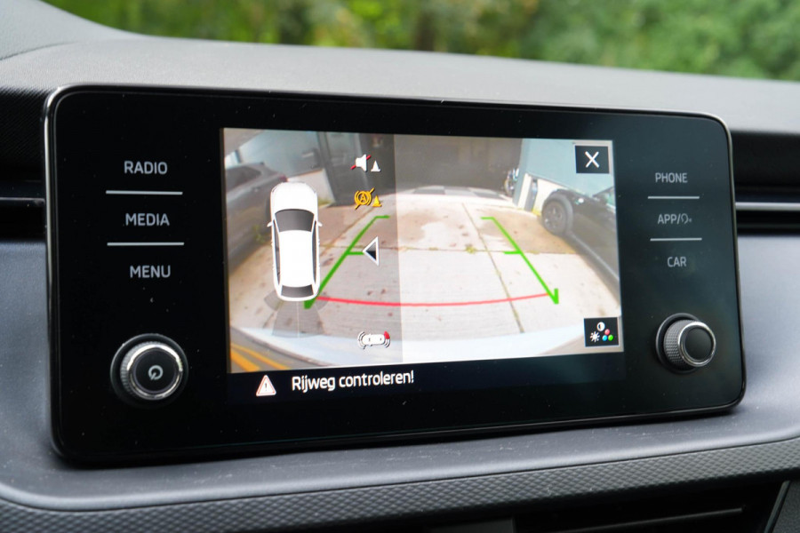Škoda SCALA 1.0 TSI Business Edition | Automaat | Carplay | Camera | Stoelverwarming