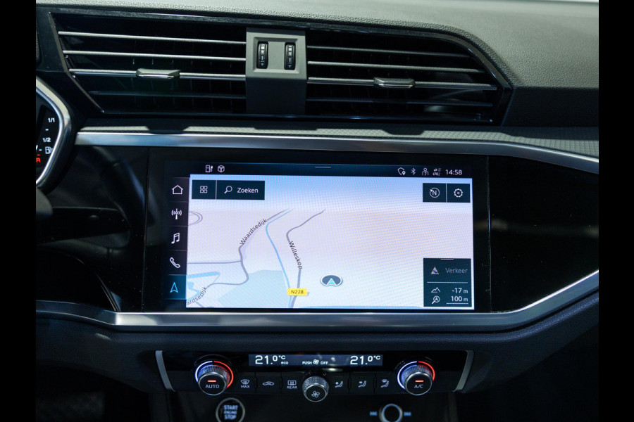 Audi Q3 45 TFSI e Business Edition / 245pk / Keyless / Dodehoek herkenning / Adaptieve cruise control /
