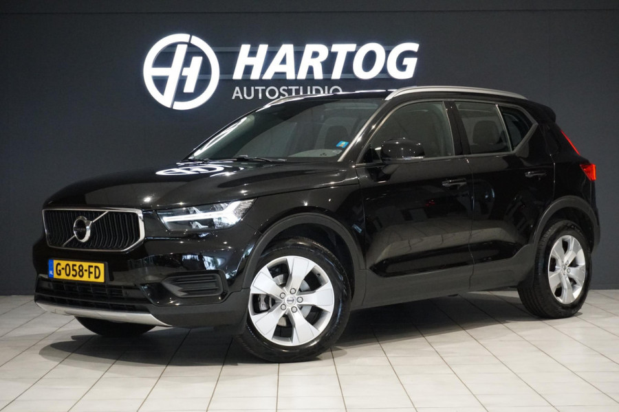 Volvo XC40 1.5 T3 Momentum Pro + DEALER ONDERHOUDEN + CAMERA / CARPLAY