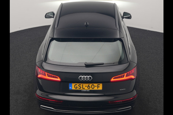 Audi Q5 50 TFSI e Quattro S Line PHEV 300pk | Trekhaak af Fabriek | Head Up | Camera | Voorstoelen Verwarmd | Apple Carplay | Navigatie | Virtual | Plug in Hybrid