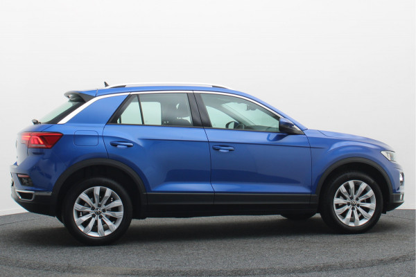 Volkswagen T-Roc 1.5 TSI DSG Style Business ACC, Apple Carplay, Stoelverwarming, Lane Assist, PDC