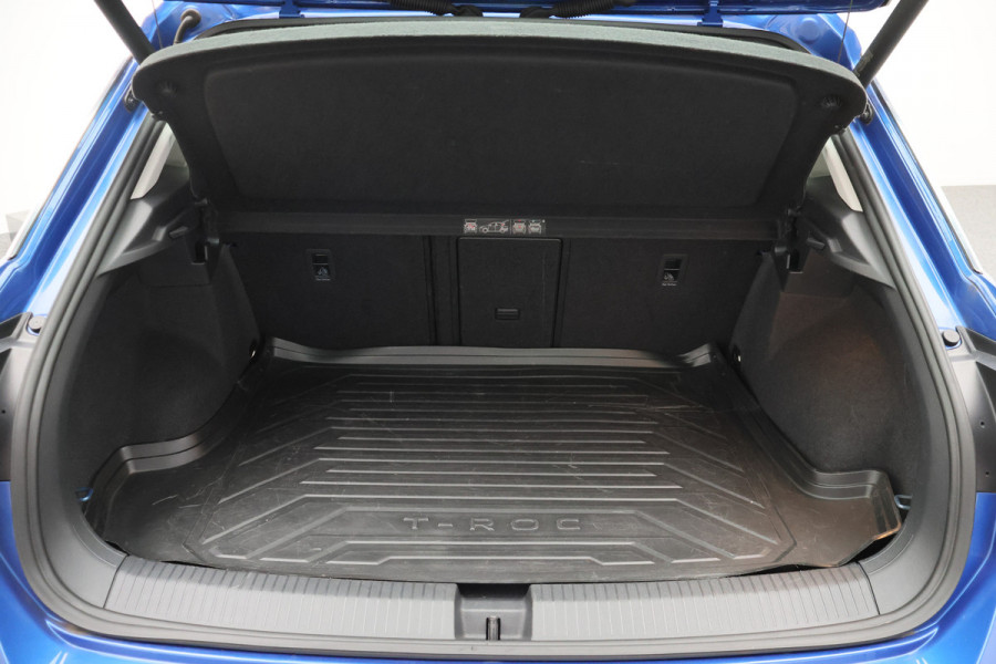 Volkswagen T-Roc 1.5 TSI DSG Style Business ACC, Apple Carplay, Stoelverwarming, Lane Assist, PDC
