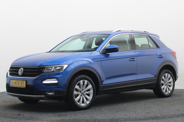 Volkswagen T-Roc 1.5 TSI DSG Style Business ACC, Apple Carplay, Stoelverwarming, Lane Assist, PDC