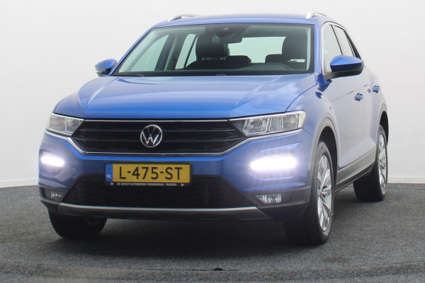 Volkswagen T-Roc 1.5 TSI DSG Style Business ACC, Apple Carplay, Stoelverwarming, Lane Assist, PDC