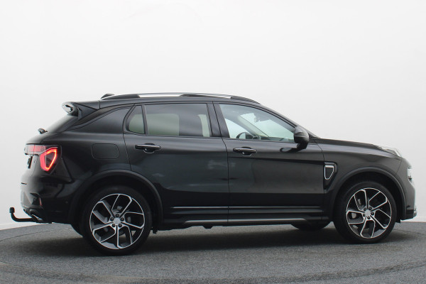 Lynk & Co 01 1.5 Plug-in Hybrid 360° Camera, Trekhaak, Panoramadak, ACC, Apple Carplay, DAB, PDC, 20''