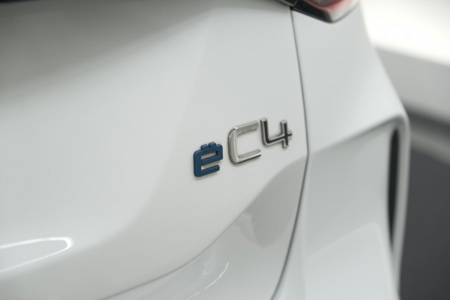 Citroën Ë-C4 Live 50 kWh | 11 KW lader | 93,1% SOH | Apple Carplay | Parkeersensoren | LED